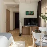 G22 Old Town Apartment